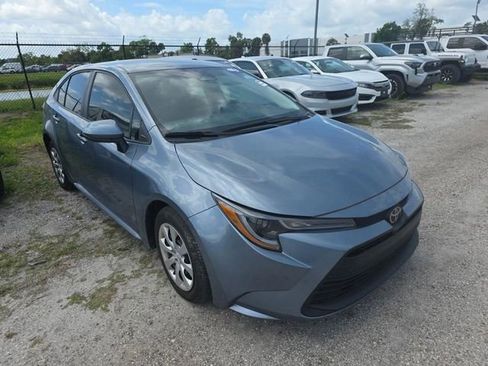 Used 2024 Toyota Corolla LE image 2
