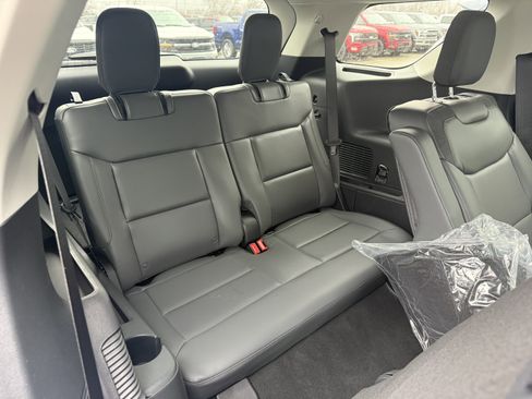 New 2026 Ford Explorer Active w/ Active Comfort Package image 11