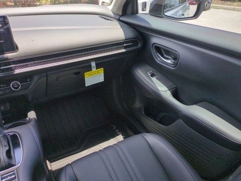 New 2026 Honda HR-V EX-L image 15