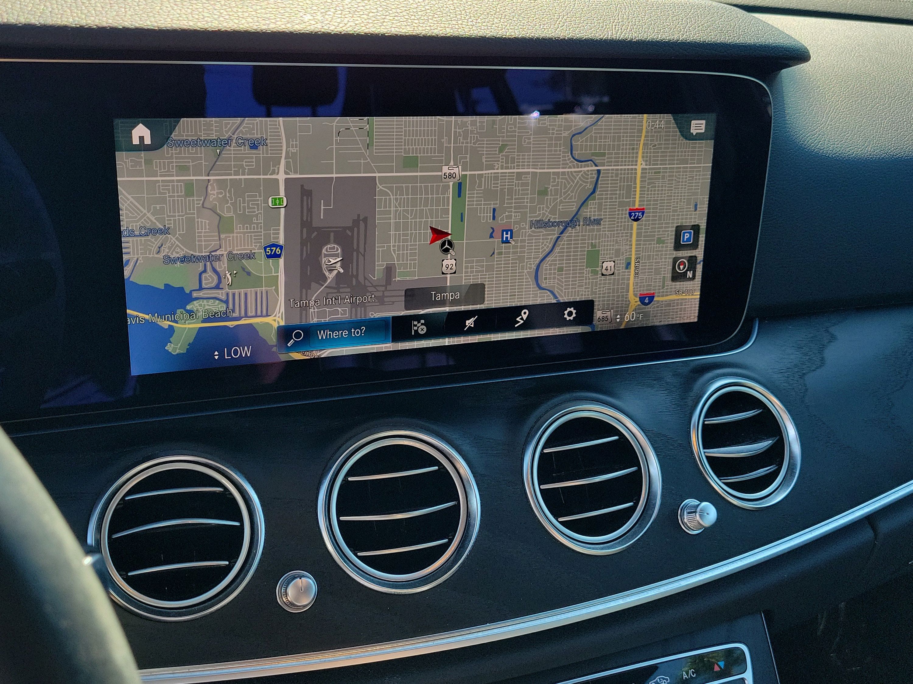 Used 2023 Mercedes-Benz E 350 4MATIC Sedan image 26