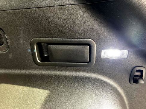 Used 2023 Chevrolet Blazer LT image 16