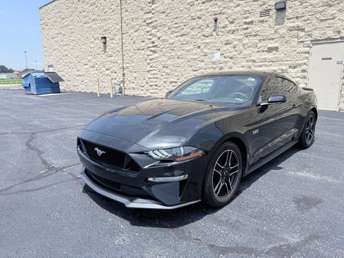 Used 2019 Ford Mustang GT RWD image 1
