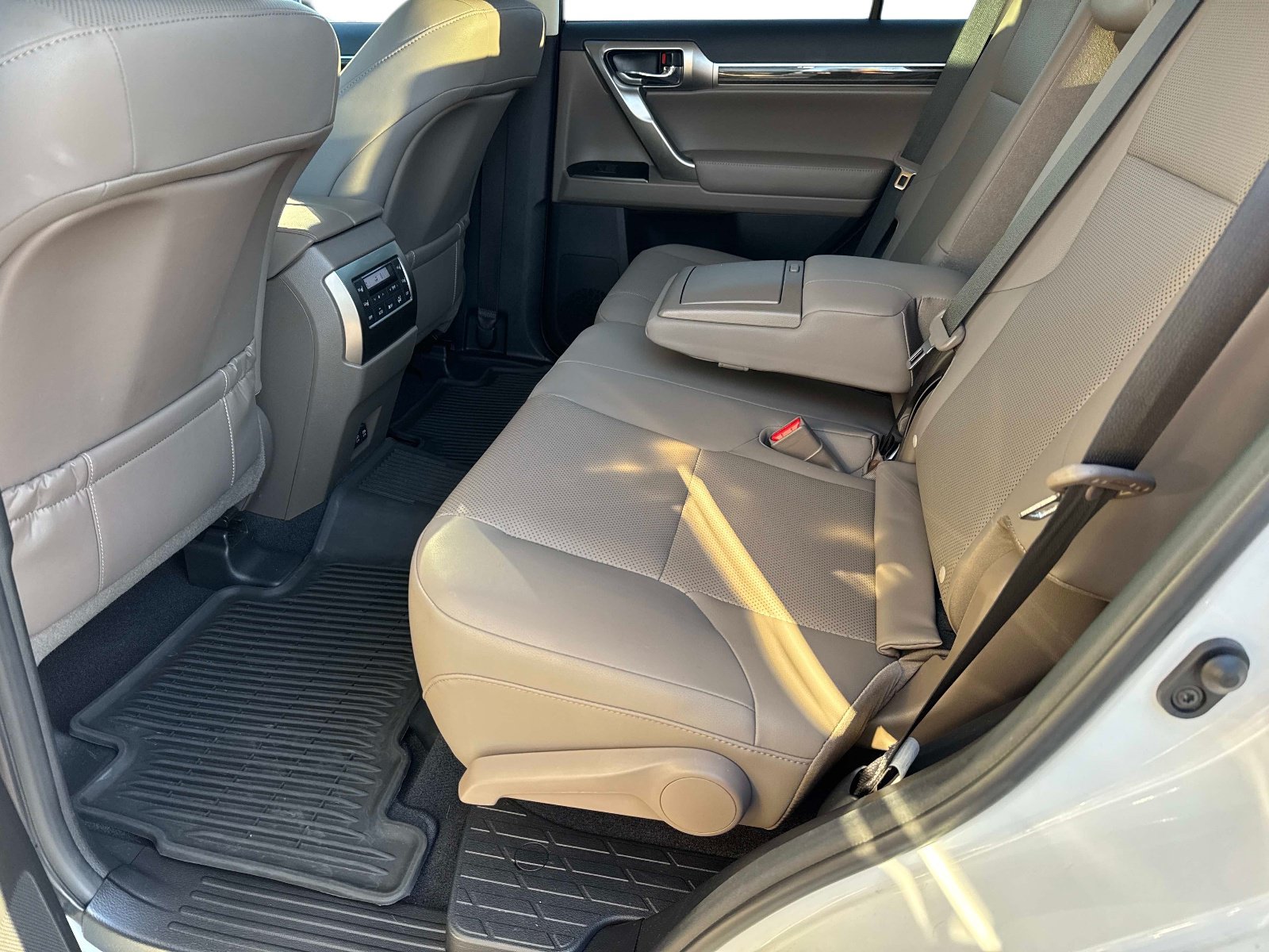 Certified 2023 Lexus GX 460 Premium w/ Premium Package AWD/4WD image 14