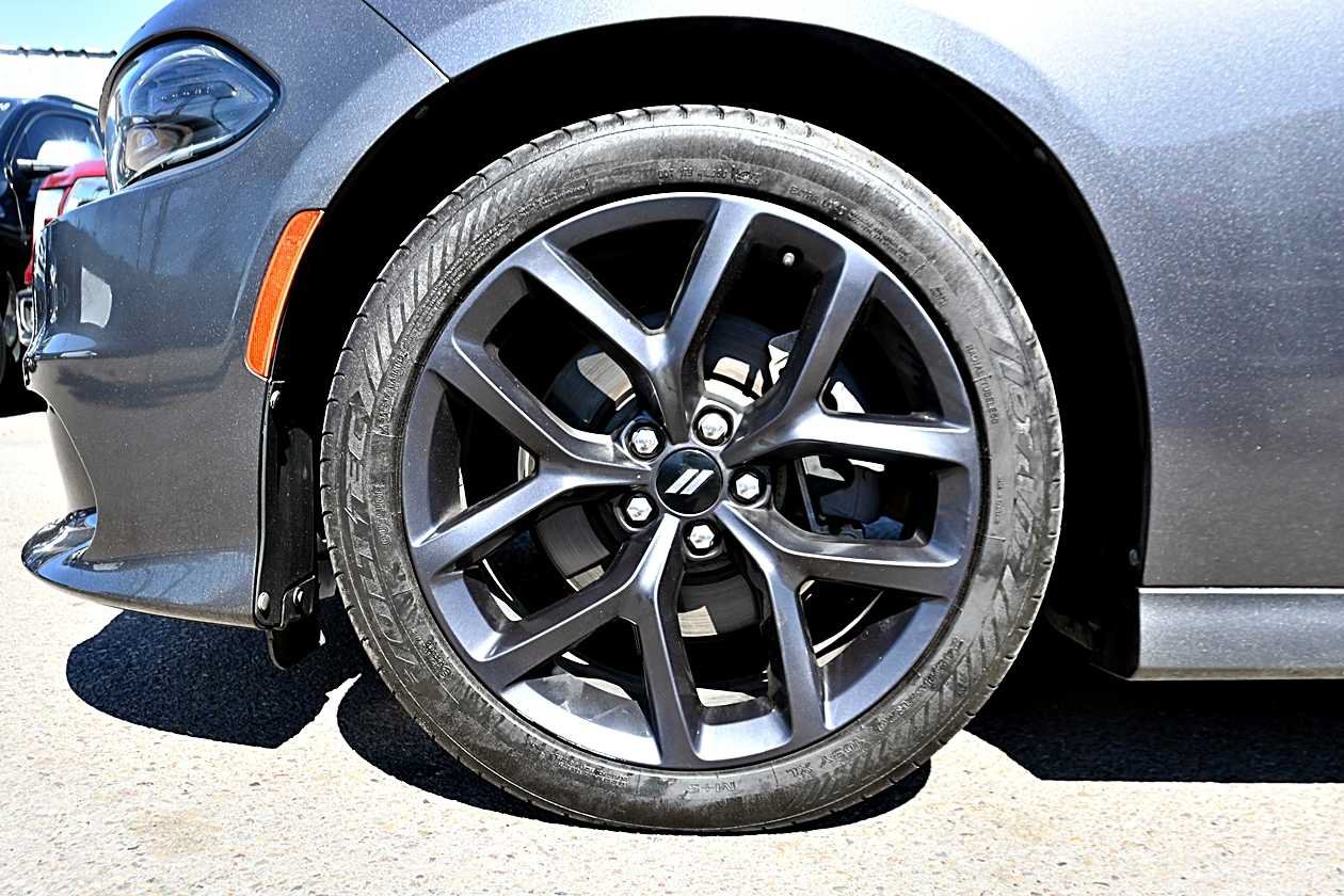 Used 2019 Dodge Charger GT RWD image 8