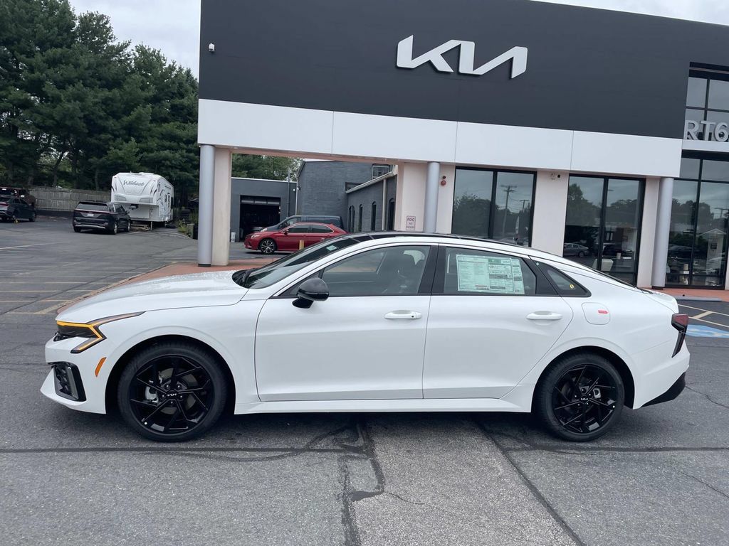 New 2026 Kia K5 GT-Line w/ GT-Line Premium Package FWD image 2
