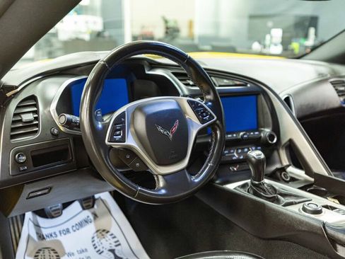 Used 2014 Chevrolet Corvette Stingray Coupe image 9
