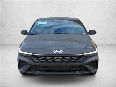 New 2026 Hyundai Elantra Sport image 6