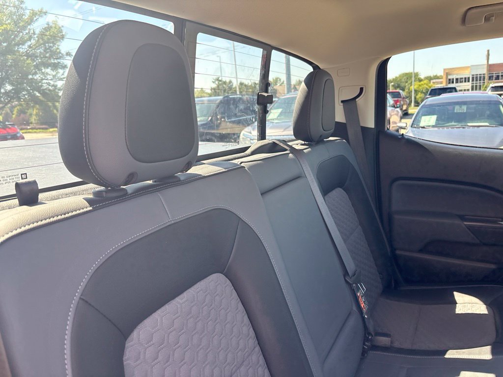 Used 2018 Chevrolet Colorado Z71 AWD/4WD image 29