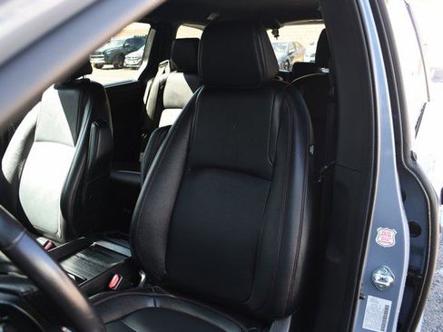 Used 2025 Honda Odyssey Sport-L image 17