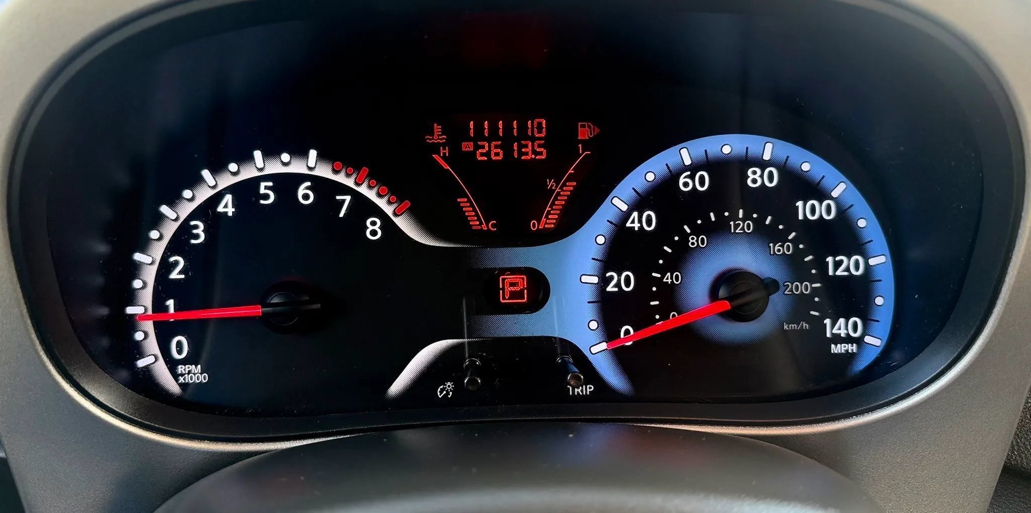 Used 2010 Nissan Cube 1.8 S w/ Interior Designer Pkg FWD image 15