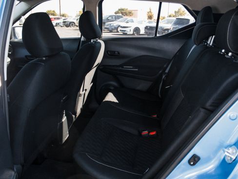 Used 2022 Nissan Kicks S FWD image 21