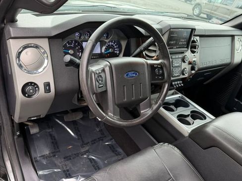 Used 2016 Ford F250 Lariat w/ Lariat Interior Package AWD/4WD image 11