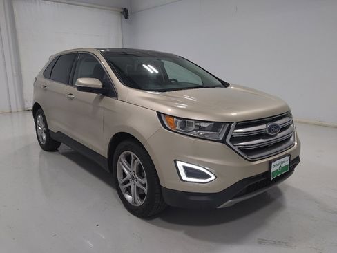 Used 2017 Ford Edge Titanium w/ Equipment Group 301A AWD/4WD image 13