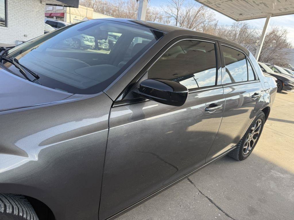 Used 2018 Chrysler 300 Touring w/ Sport Appearance Package AWD/4WD image 23