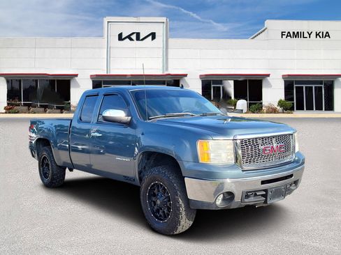 Used 2010 GMC Sierra 1500 SLE AWD/4WD image 1