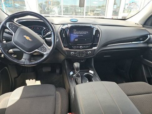 Used 2021 Chevrolet Traverse LT AWD/4WD image 12