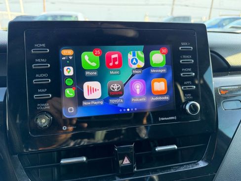 Used 2021 Toyota Camry SE w/ Carpet Mat Package (TMS) image 14