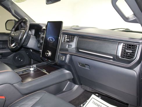 Used 2023 Ford Expedition Max Platinum image 32