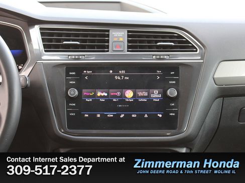 Used 2022 Volkswagen Tiguan SE image 15