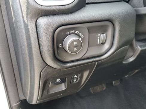 Used 2021 RAM 1500 Big Horn AWD/4WD image 10