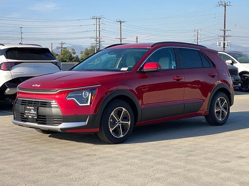 New 2026 Kia Niro EX FWD image 7