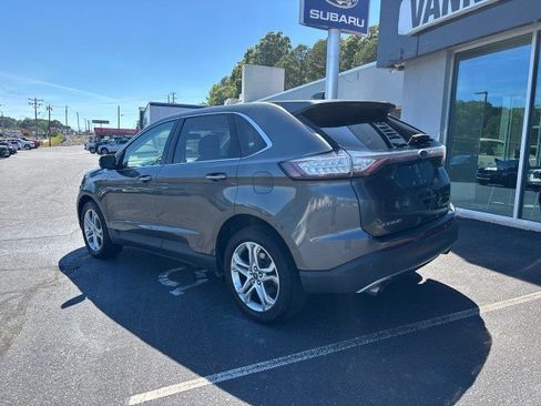 Used 2017 Ford Edge Titanium w/ Equipment Group 301A FWD image 2