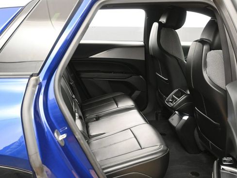 Used 2024 Cadillac Lyriq Tech RWD image 15