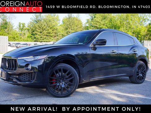 Used 2017 Maserati Levante w/ Sport Package AWD/4WD image 1