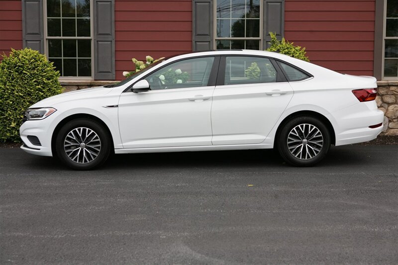 Used 2019 Volkswagen Jetta SEL FWD image 4