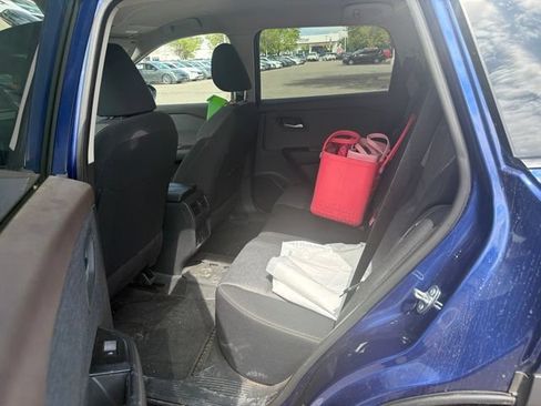 Certified 2023 Nissan Rogue SV FWD image 6