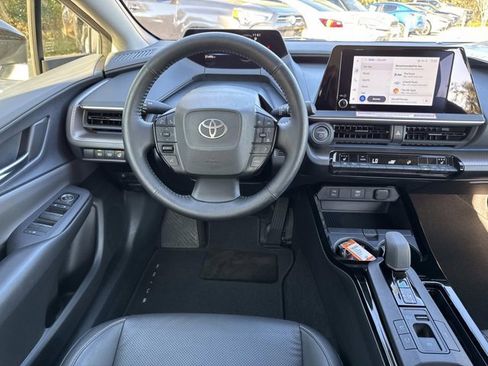 Used 2023 Toyota Prius XLE image 23
