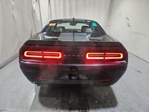 Used 2016 Dodge Challenger R/T Plus image 3