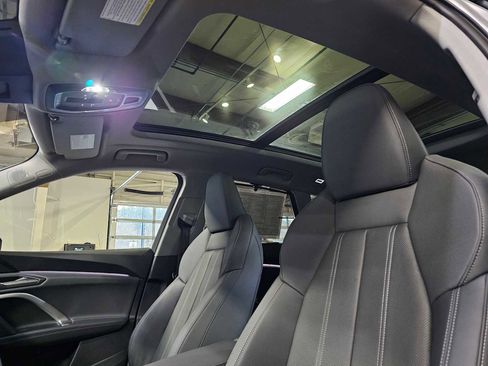 New 2025 Audi Q5 Prestige image 25