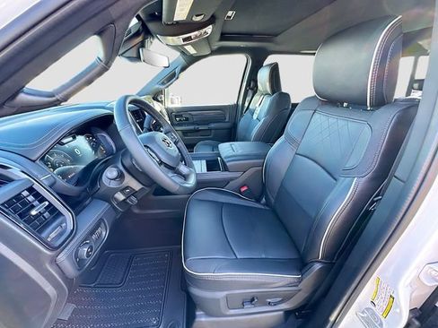 New 2026 RAM 3500 Limited image 15