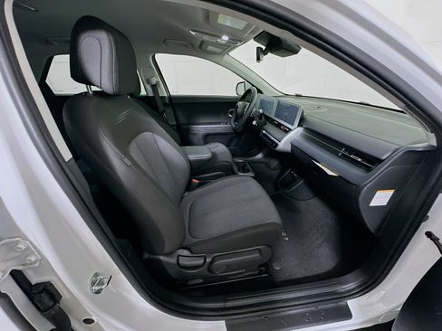 Used 2024 Hyundai Ioniq 5 SEL RWD image 33