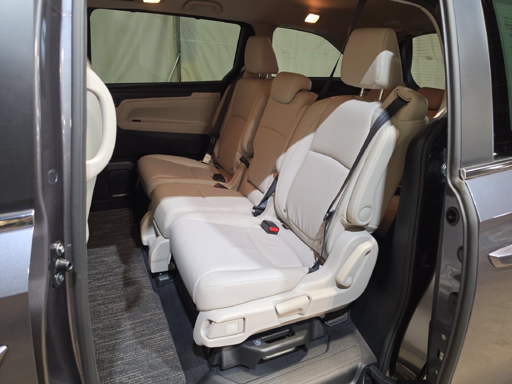 Certified 2026 Honda Odyssey EX-L image 24