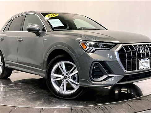 Used 2024 Audi Q3 2.0T Premium Plus image 10