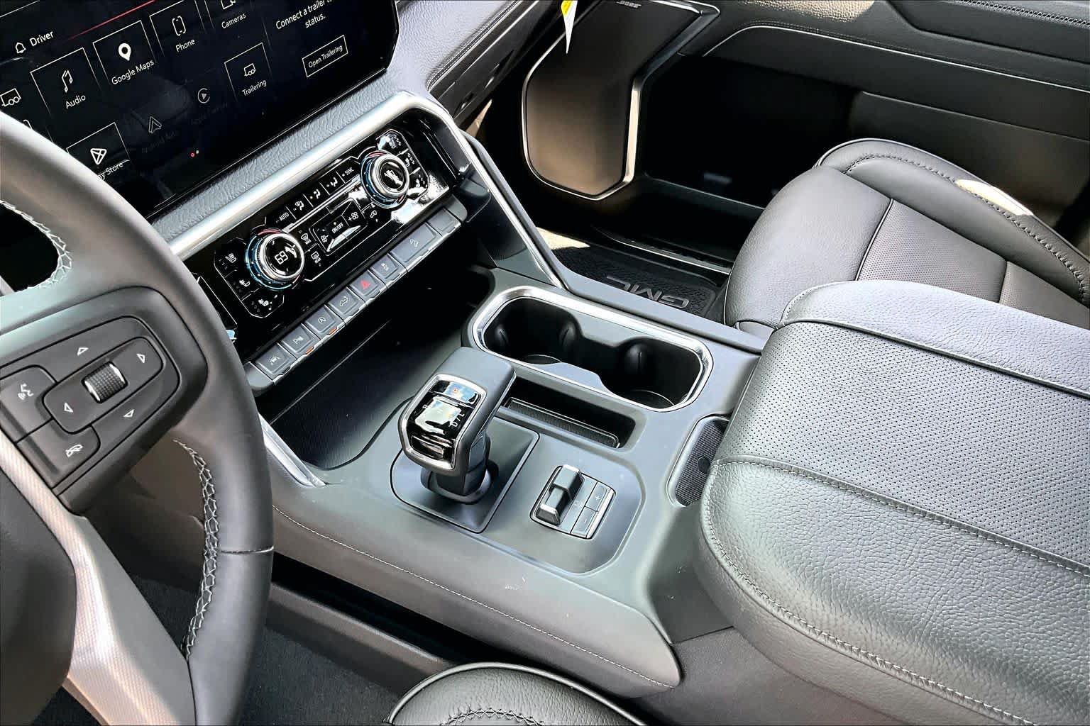 Used 2026 GMC Sierra 1500 Denali AWD/4WD image 17