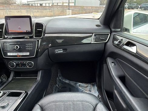 Used 2018 Mercedes-Benz GLE 350 image 44