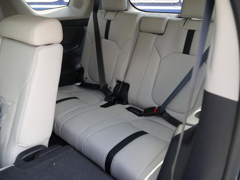 New 2026 Honda Pilot image 21