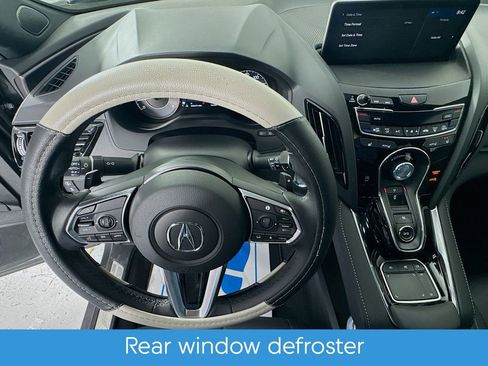 Used 2025 Acura RDX SH-AWD image 12