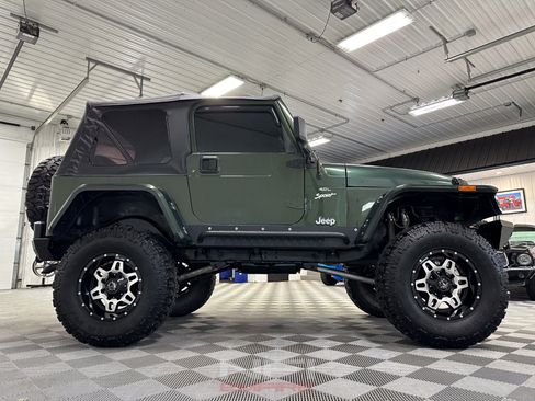 Used 1997 Jeep Wrangler Sport AWD/4WD image 17