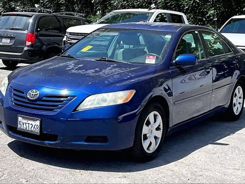 Used 2007 Toyota Camry LE FWD image 3
