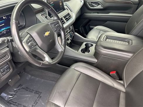 Used 2022 Chevrolet Tahoe LT w/ Luxury Package image 10