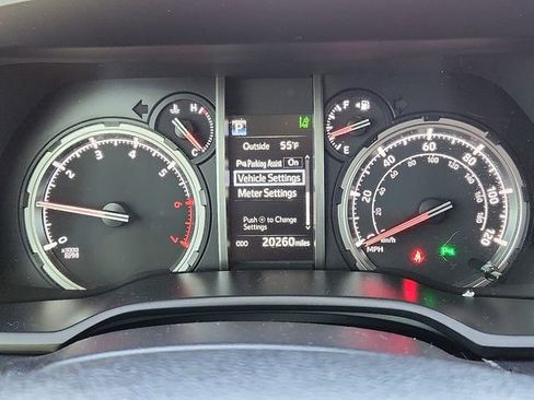 Used 2023 Toyota 4Runner Limited image 25