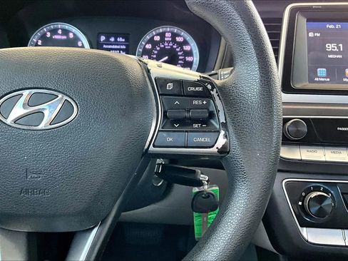 Used 2018 Hyundai Sonata SE image 11