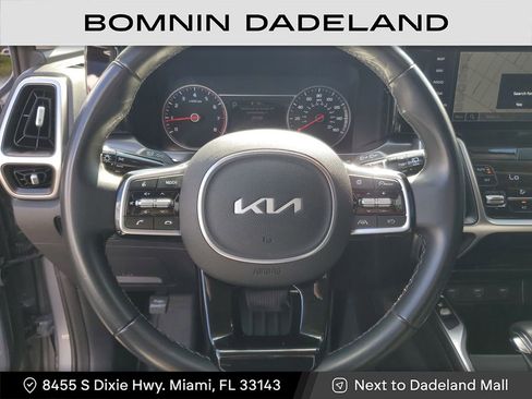 Used 2022 Kia Sorento S image 18