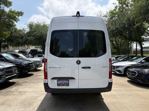 New 2026 Mercedes-Benz Sprinter 2500 image 4