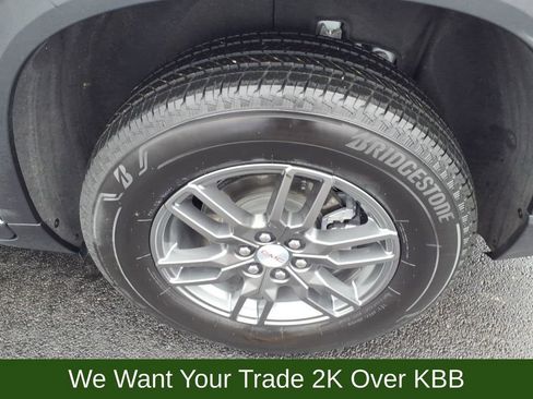 Used 2025 GMC Acadia Elevation image 13