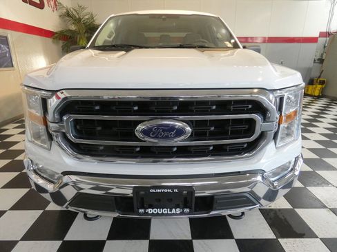 Used 2022 Ford F150 XLT w/ XTR Package image 2